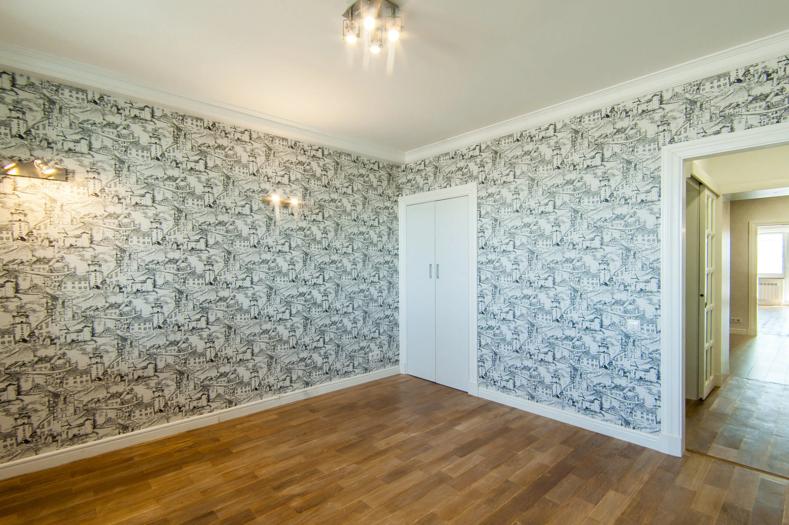 Scarci & Son professional wallpaper installation in Columbus